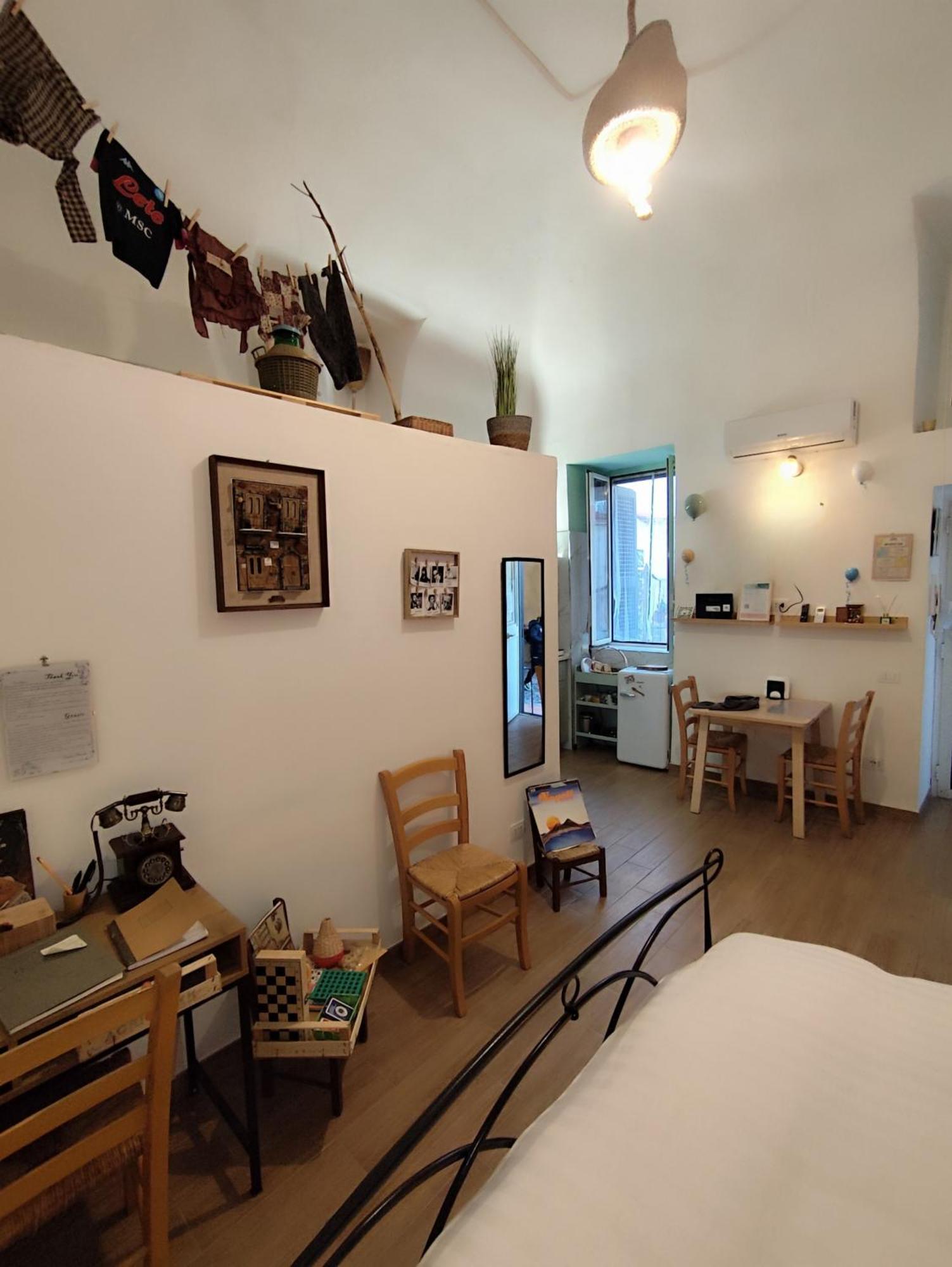 Beb Da Basso Experience Napoli Toledo, Pompeii, Ercolano And Vesuvio Сан Джорджо а Кремано Екстериор снимка