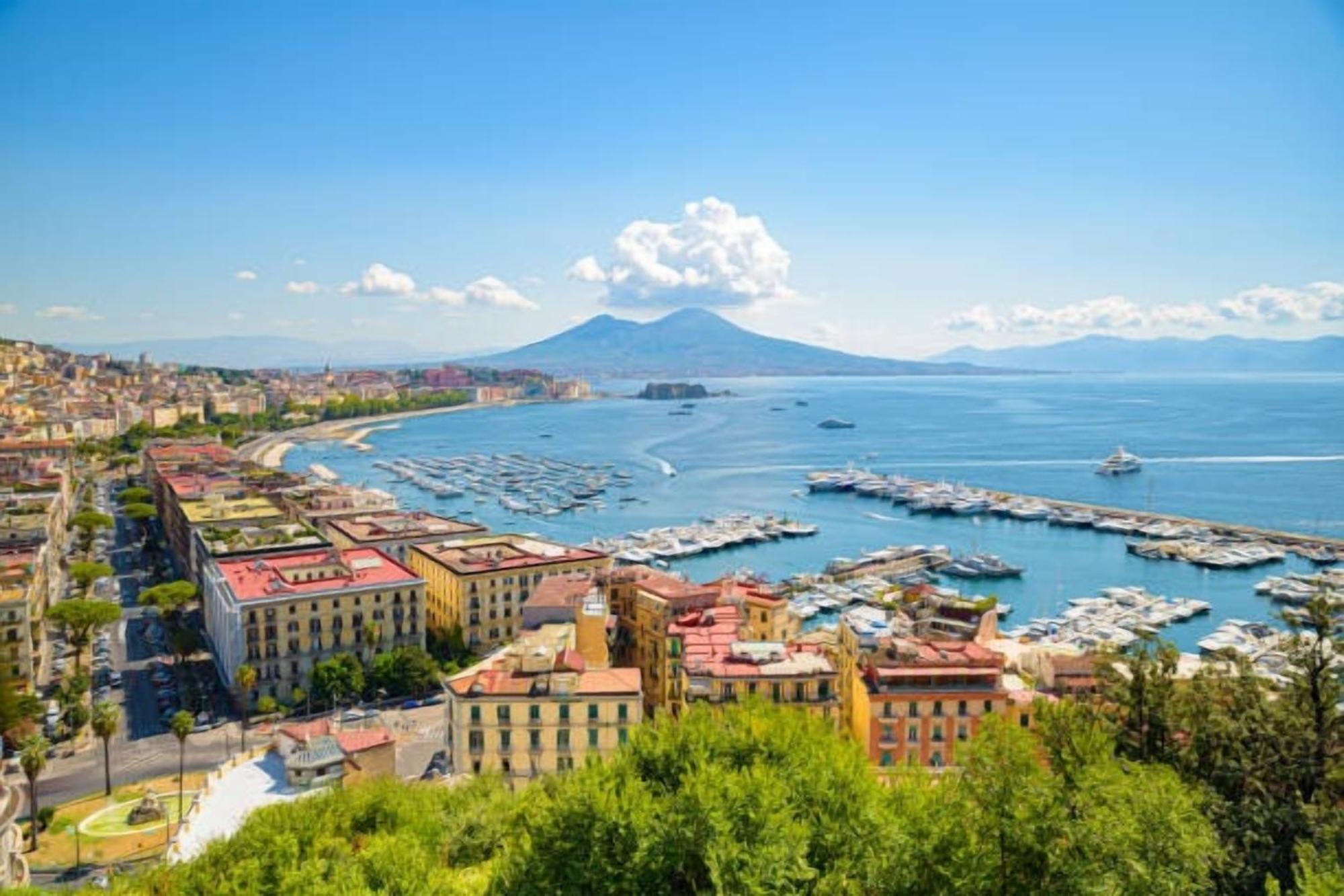 Beb Da Basso Experience Napoli Toledo, Pompeii, Ercolano And Vesuvio Сан Джорджо а Кремано Екстериор снимка